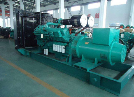 承德800kw康明斯柴油发电机组